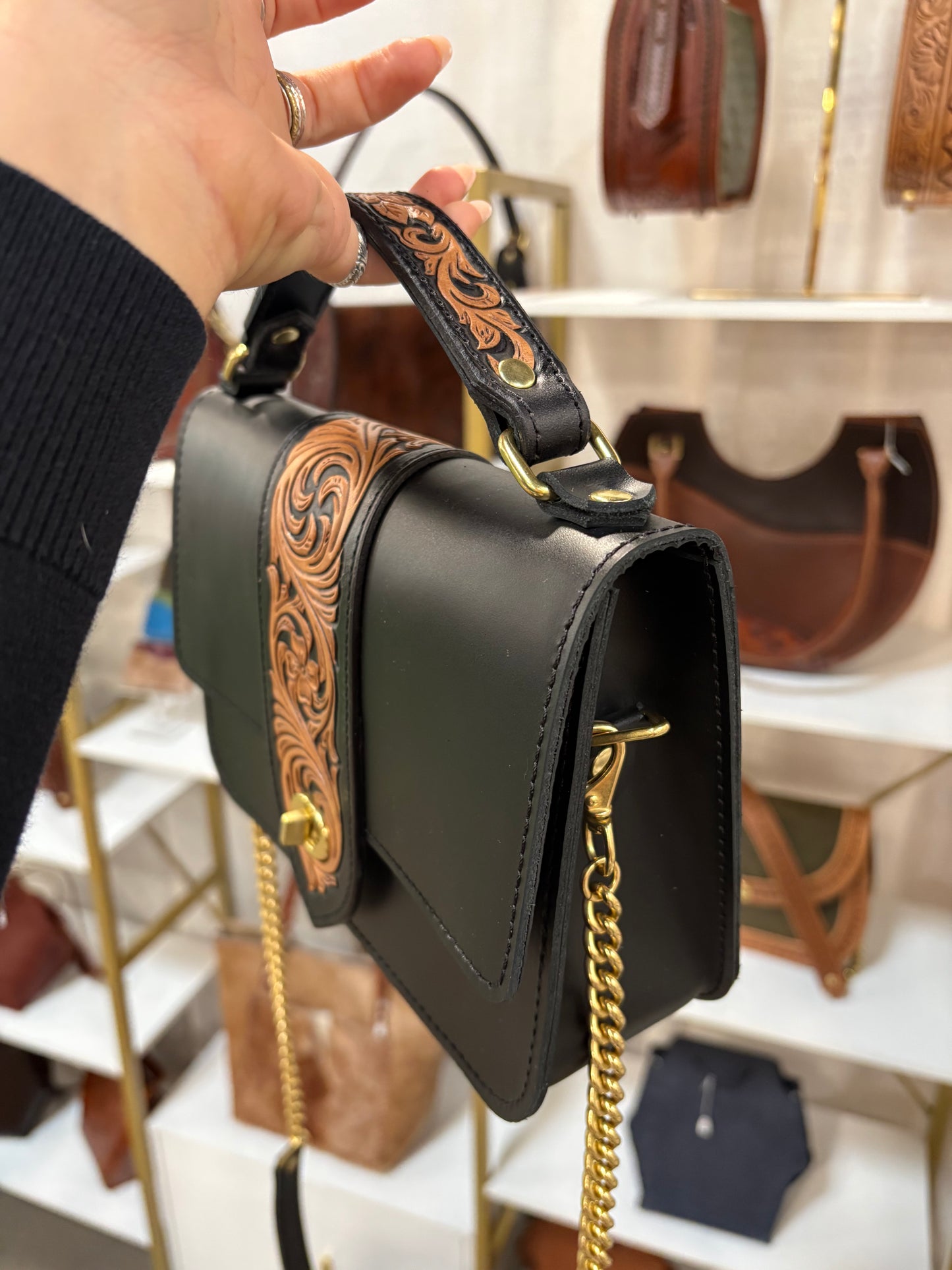 The Artesia - Black Floral