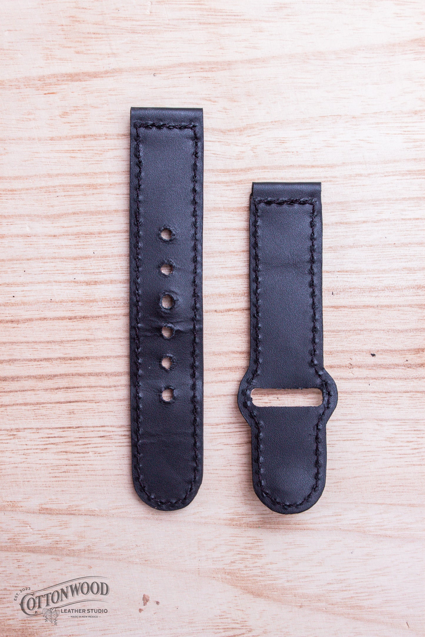 Gunslinger Apple Watch Band